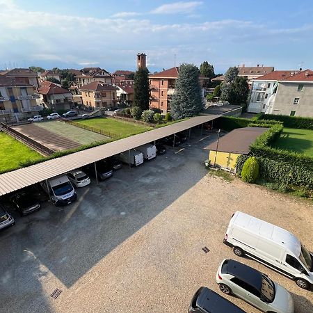 Hotel La Pace San Mauro Torinese Exterior photo