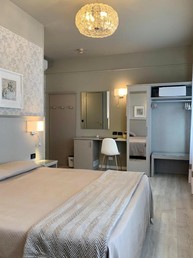 Hotel La Pace San Mauro Torinese Exterior photo