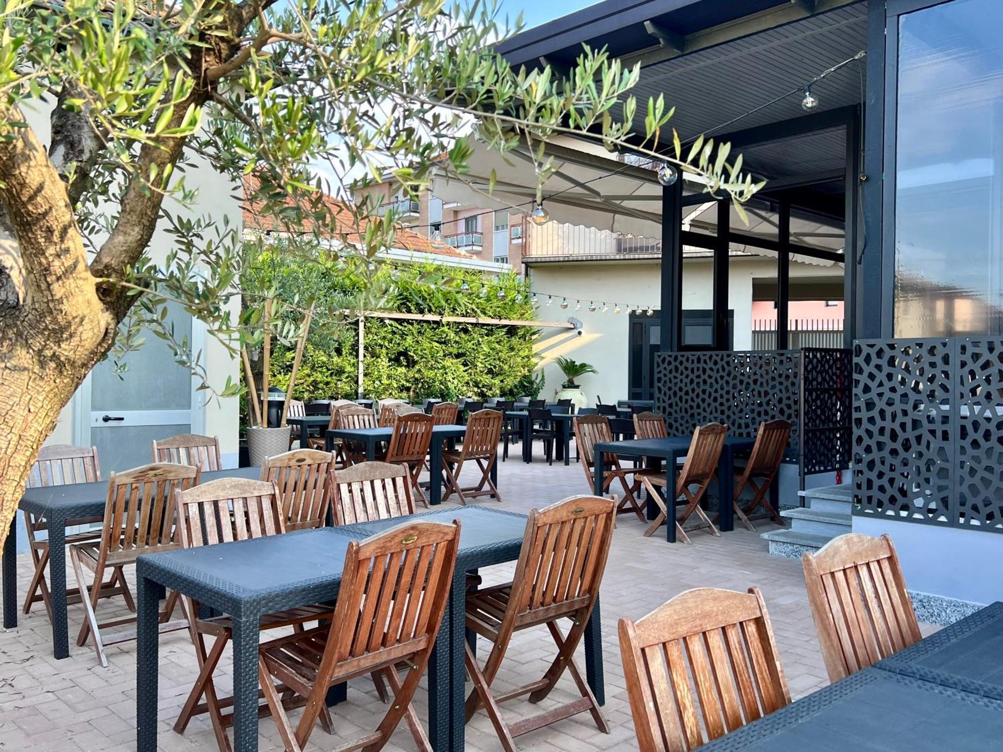 Hotel La Pace San Mauro Torinese Exterior photo