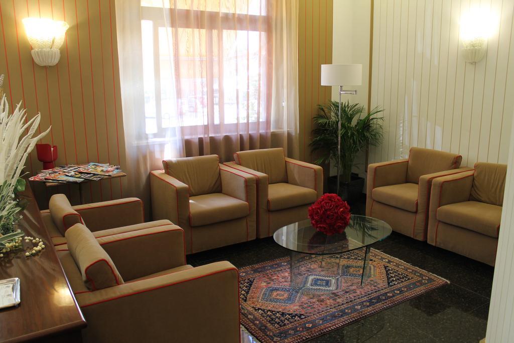 Hotel La Pace San Mauro Torinese Exterior photo