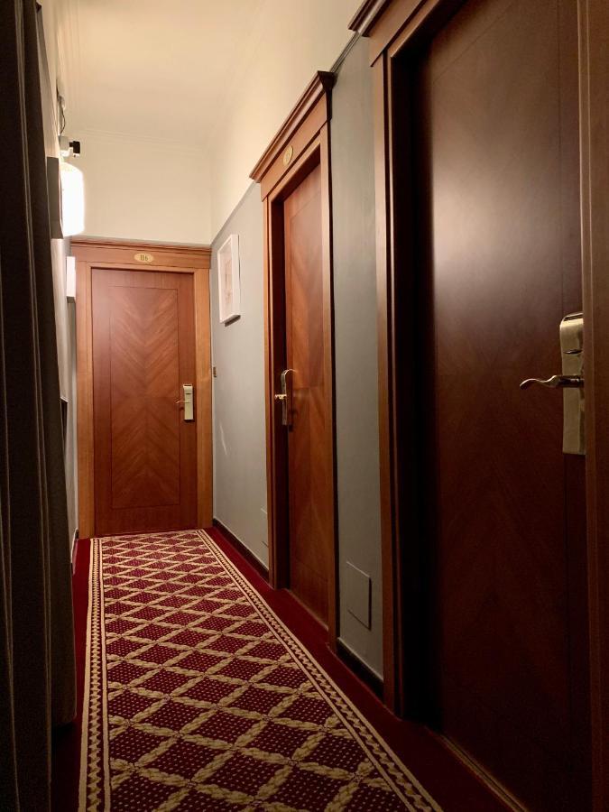 Hotel La Pace San Mauro Torinese Exterior photo